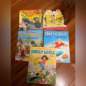 Scholastic Classic Munsch Book Collection - Colorful Stories 5 included
